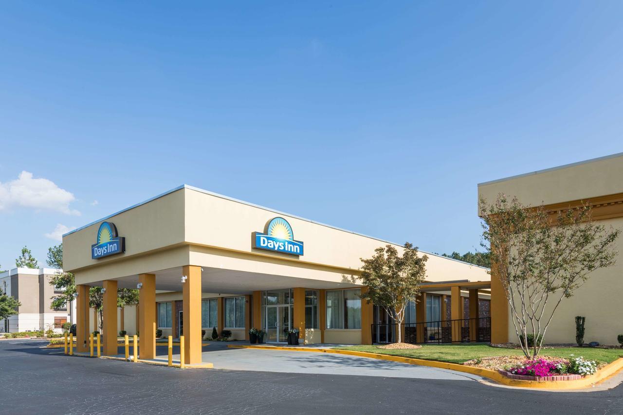 Days Inn By Wyndham Madison Buitenkant foto